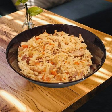 Плов, много риса "Басмати", курицы и сладкой моркови, Харчи ТМ