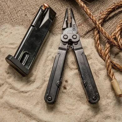 Мультитул SOG PowerLock EOD w/V-Cutter, Black Oxide/Nylon Sheath (SOG B63N-CP)