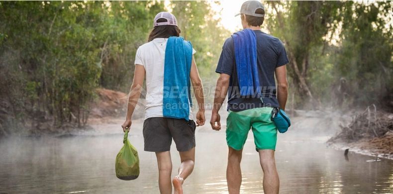 Набір: Рушник з мікрофібри + шампунь Tek Towel Wash Kit, M, Berry від Sea to Summit (STS ATTKITMBE)