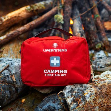 Аптечка Lifesystems Camping First Aid Kit